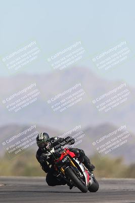 media/Oct-26-2025-Race Pace (Sun) [[c1447ca738]]/Non Verified (1st 20 Minutes of every Hour)/4-Turn 14 (1110am)/